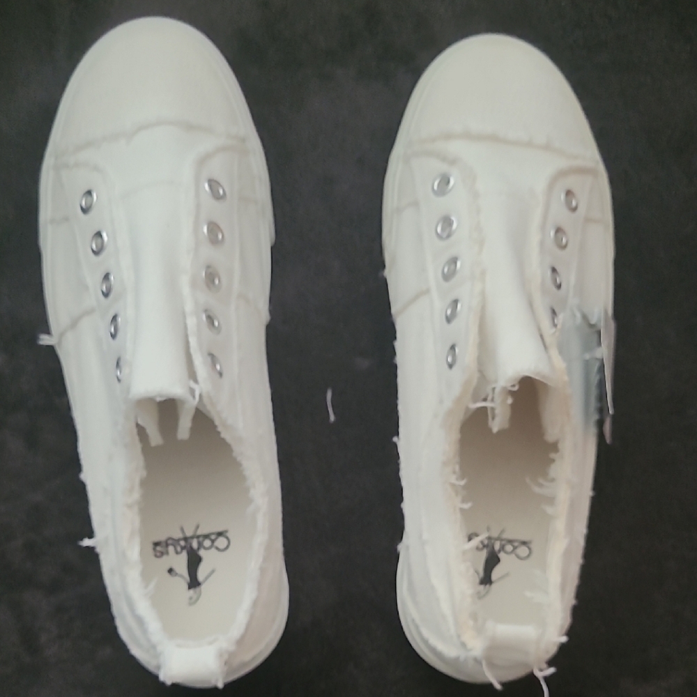 Corkys White Casual Slip-On Sneakers